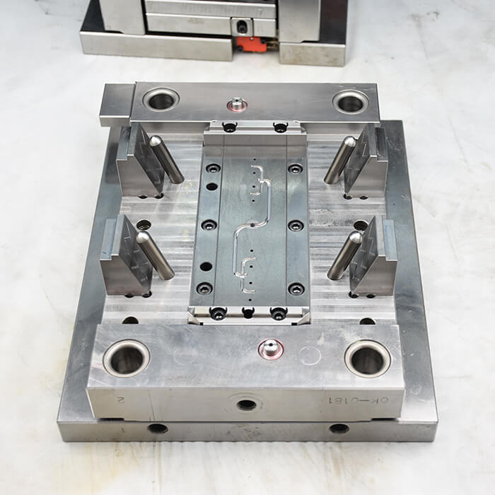 mold cavity