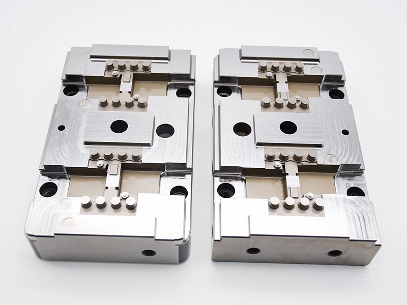 What are the 4 stages of injection molding?